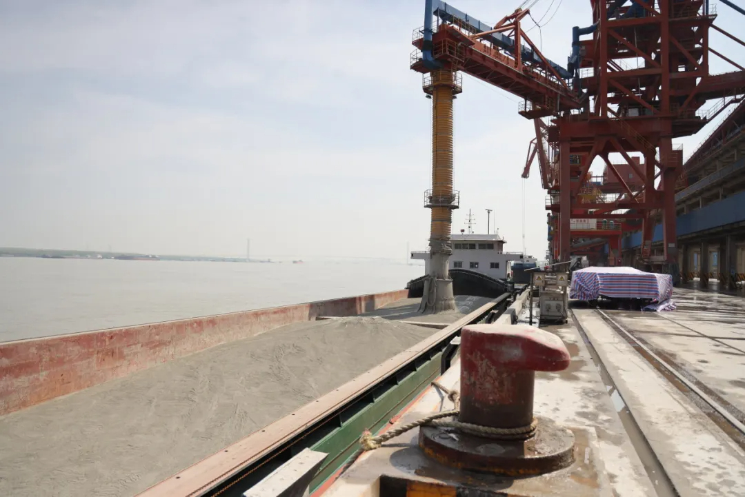 水泥的代號及組分、分類