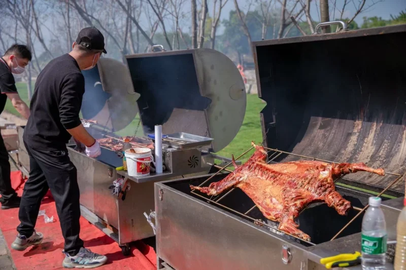 Tianxiang Company's Team-Building Extravaganza