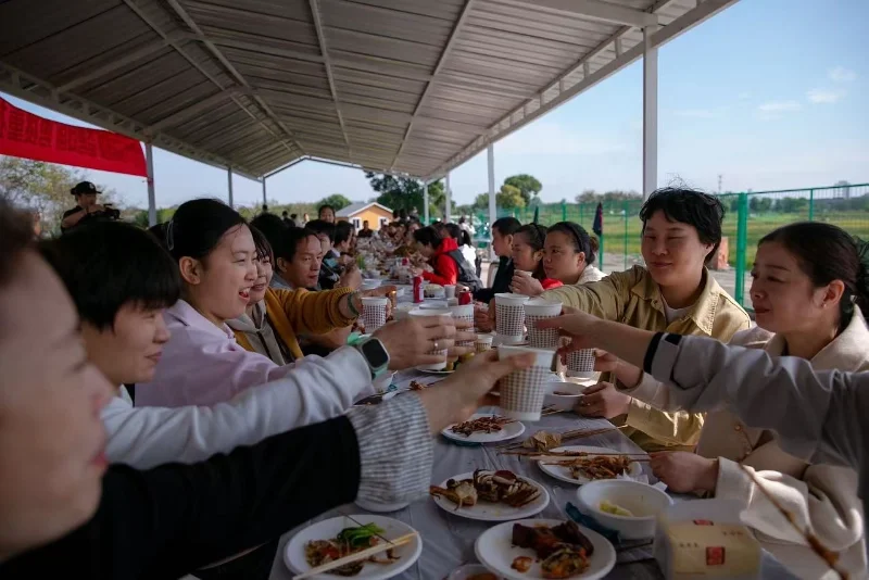 Tianxiang Company's Team-Building Extravaganza