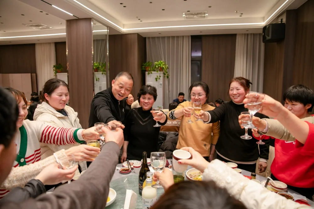 Neujahrsfeier 2025 der Jiangyin Tianxiang Electrical Appliances Co., Ltd.