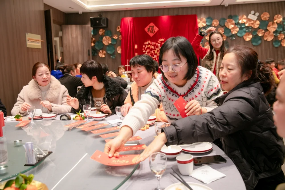 Neujahrsfeier 2025 der Jiangyin Tianxiang Electrical Appliances Co., Ltd.