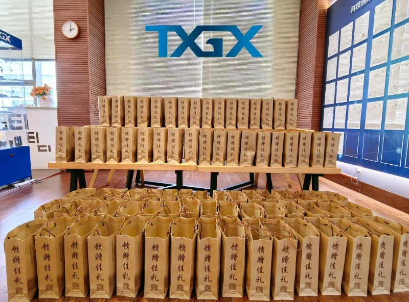 Mid-Autumn & National Day with Employee Gifts