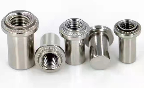 鉚釘使用中的功能有什么呢