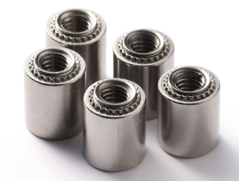 拉鉚螺母與壓鉚螺母在安裝方式等方面的不同之處