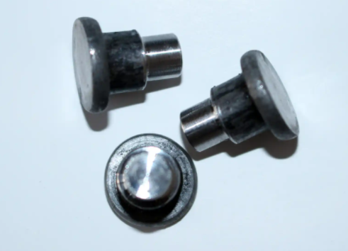 造型鐵鉚釘表面有印子怎樣解決