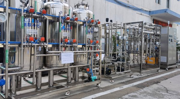 2t/h純化水設備及300L/h注射水設備