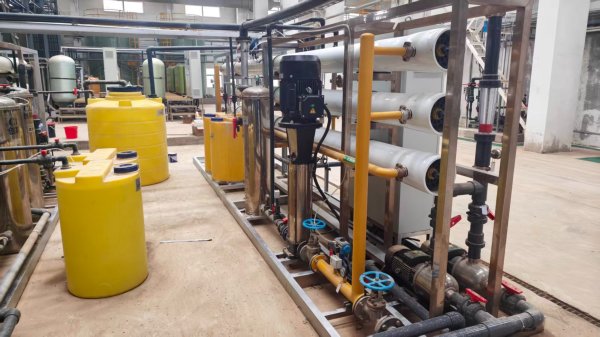 廢水回用設備-反滲透膜回收系統(tǒng)和DTRO膜回收系統(tǒng)