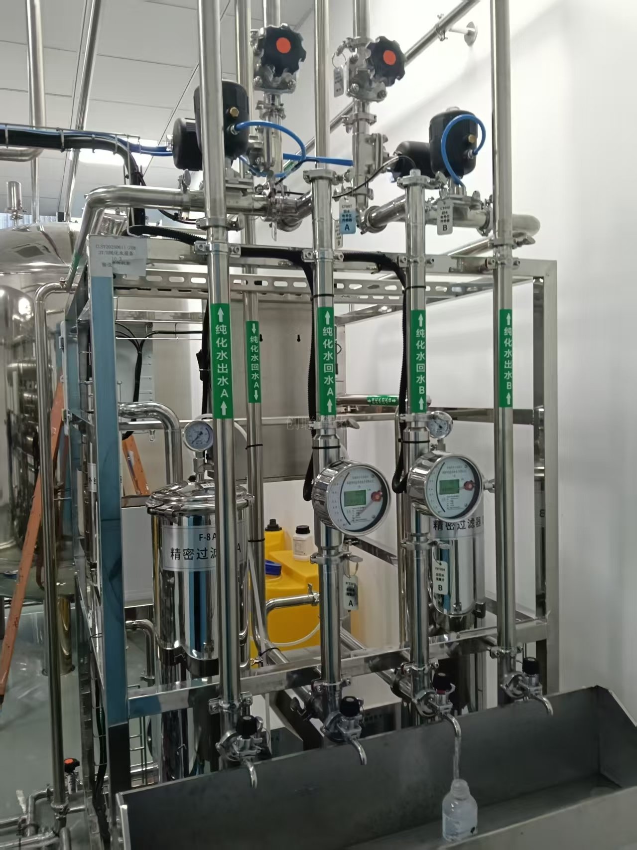 10t純化水設(shè)備調(diào)試中
