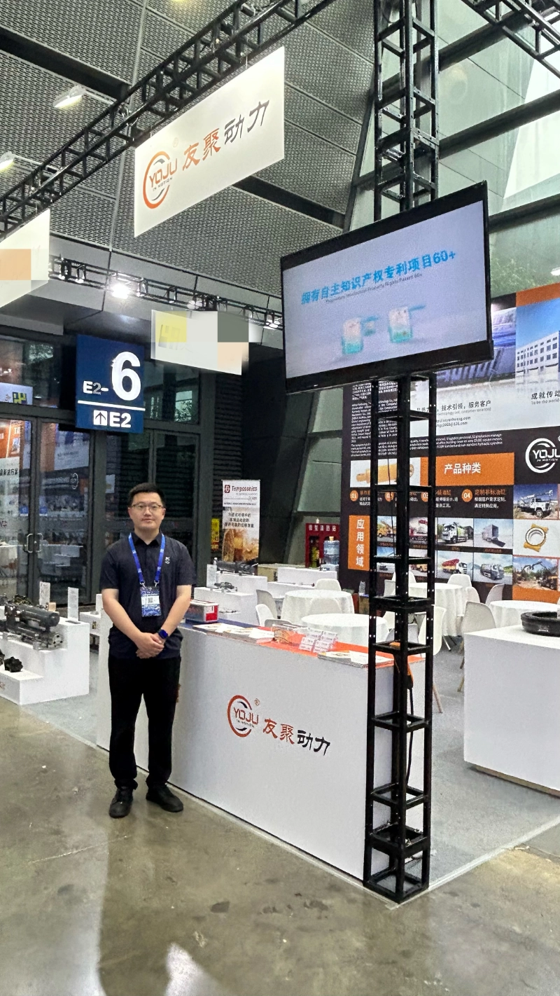 First day at Changsha Engineering Machinery Exhibition First day at Changsha Engineering Machinery Exhibition