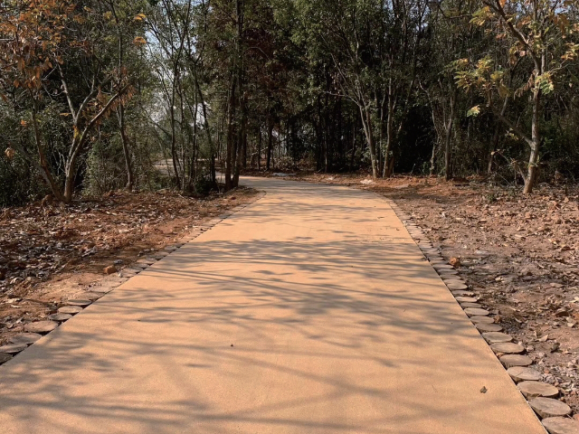 深圳生态素土路面公园用