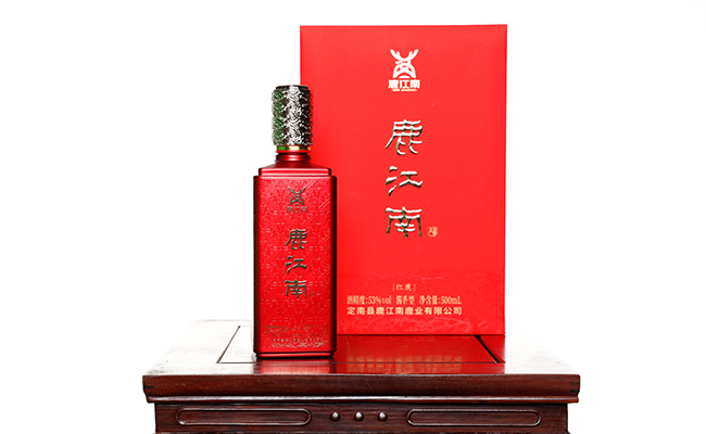 紅鹿白酒 醬香型
