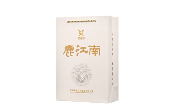 白鹿白酒 醬香型