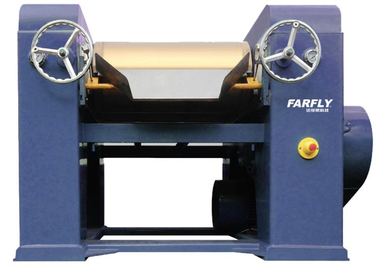 三輥研磨機(jī)的用途與性能分析