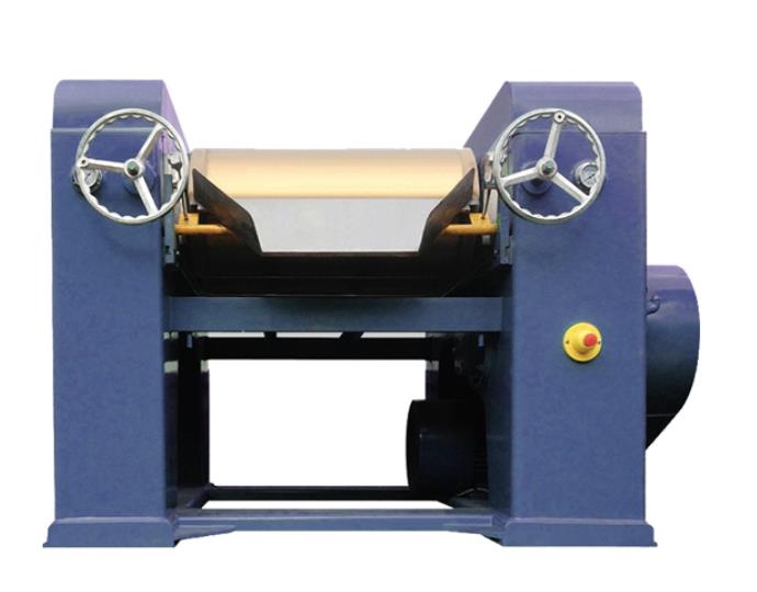 三輥研磨機(jī)的用途與性能