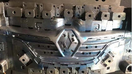 汽車模具