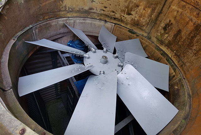 陜西逆流冷卻塔降噪治理 冷卻塔廠家 廣東特菱節(jié)能空調(diào)設(shè)備供應(yīng)