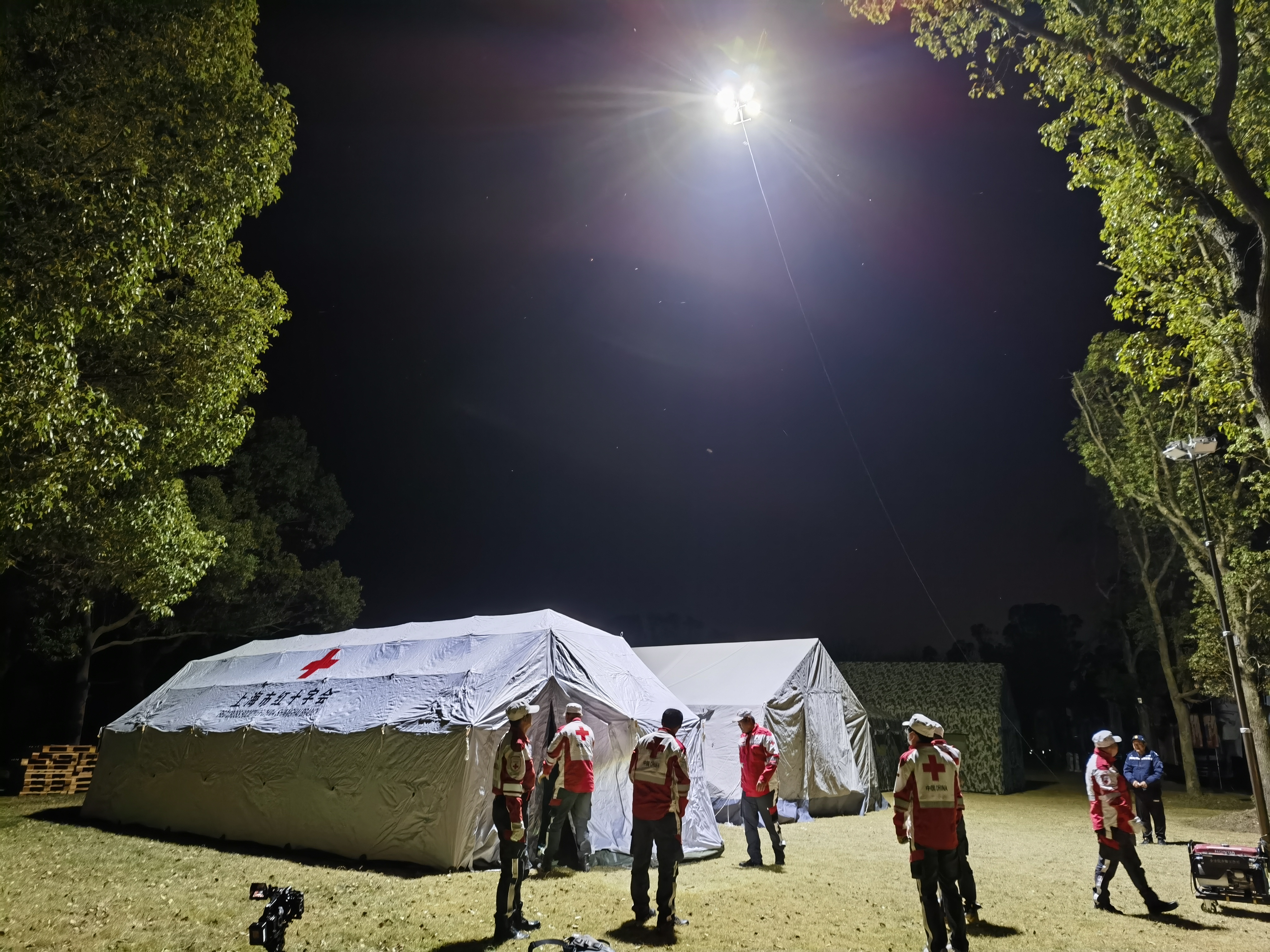 南京飛鷹M350系留照明無人機助力紅十字會應急演練