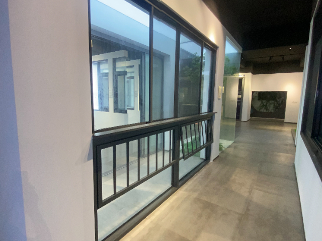 深圳窄邊框推拉窗供應(yīng)商家,推拉窗