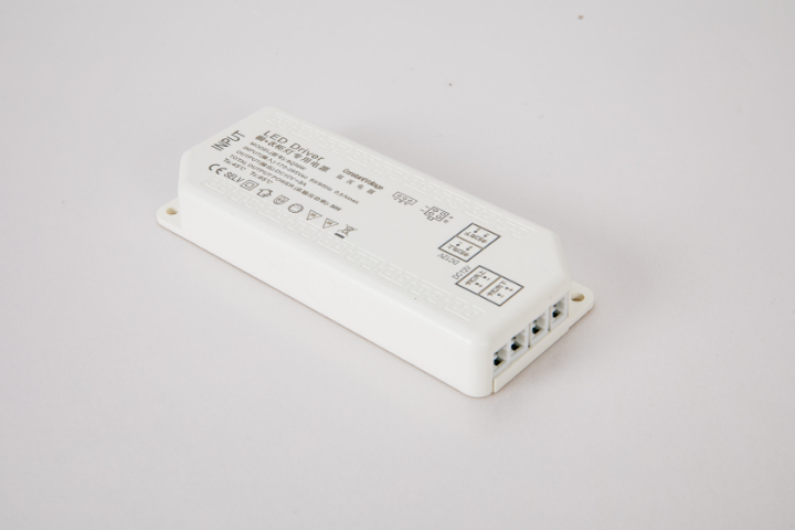 河南遠距離櫥衣柜電源廠家供應 深圳市貝奇智能供應