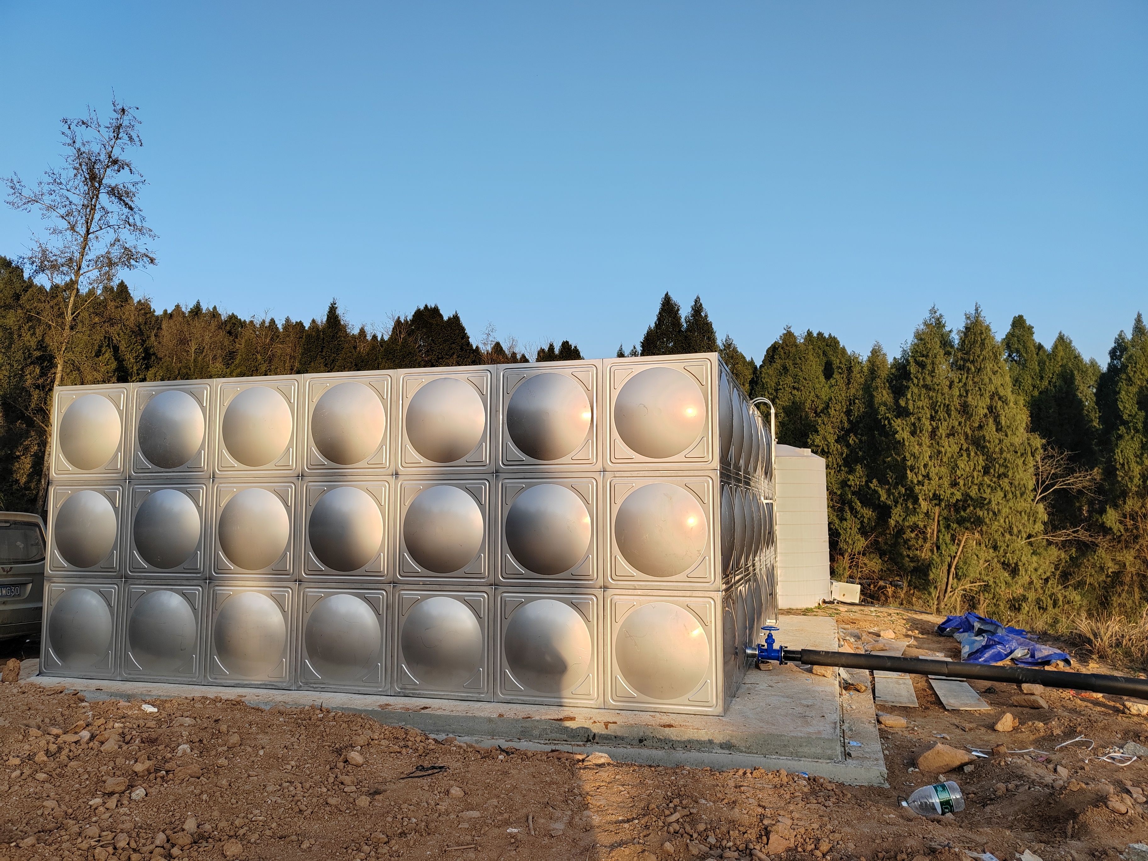 不銹鋼水箱廠家TOP8推薦：品質與技術驅動供水安全升級