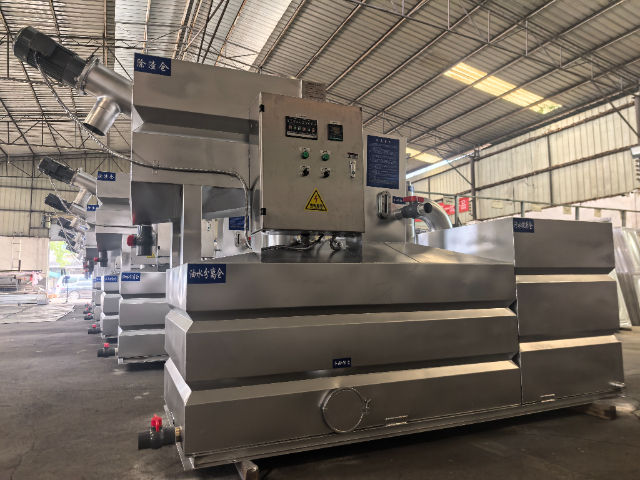 智能油水分離設(shè)備批發(fā)廠家 四川共創(chuàng)源塔環(huán)保設(shè)備供應(yīng);