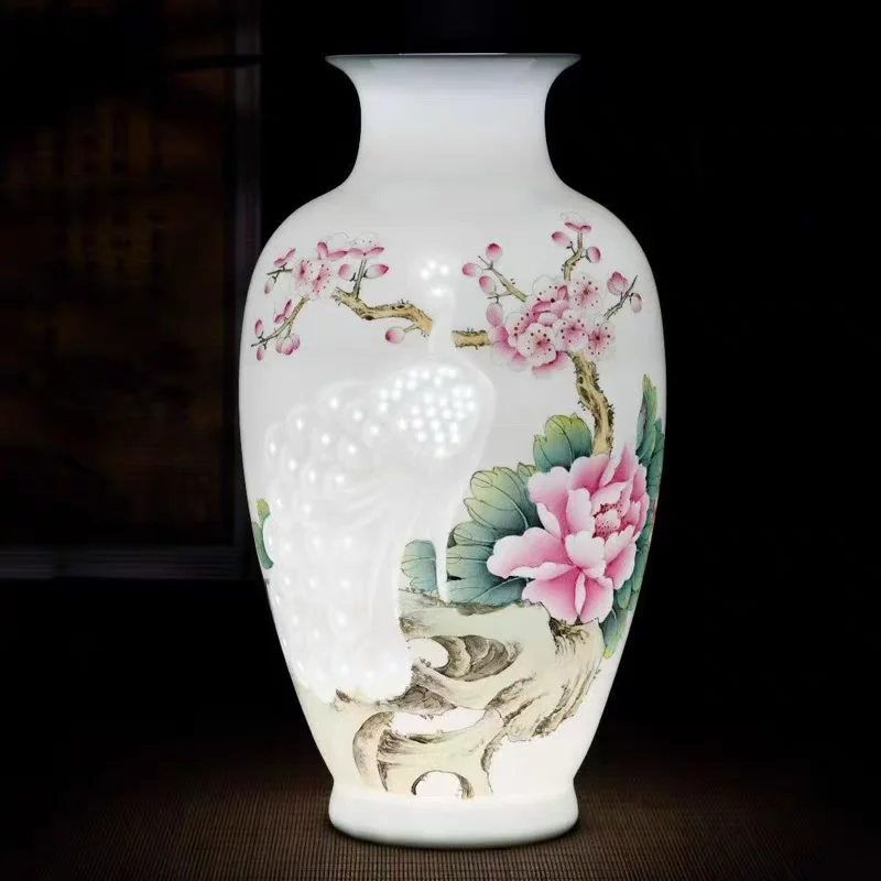 手工雕刻玲珑瓷花瓶| 粉彩牡丹孔雀中国风装饰花瓶