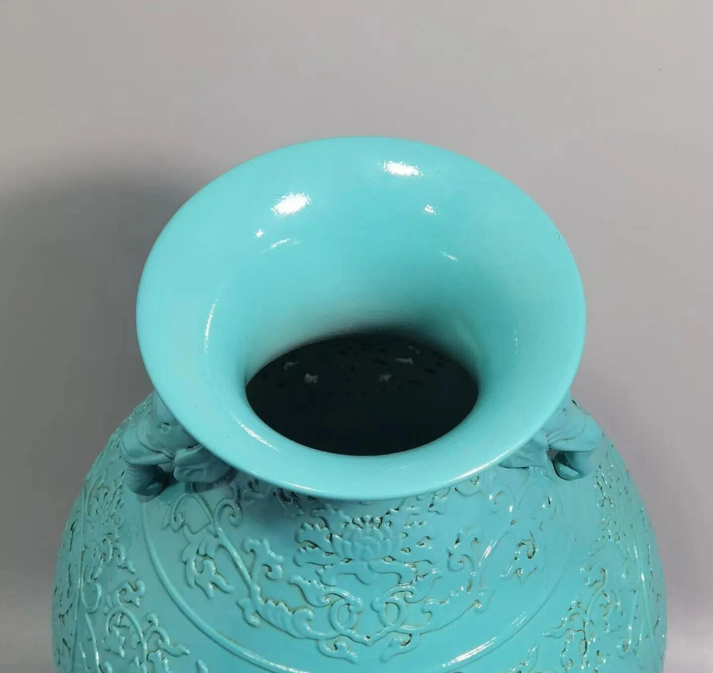 景德镇古董御用级绿松石釉花瓶
