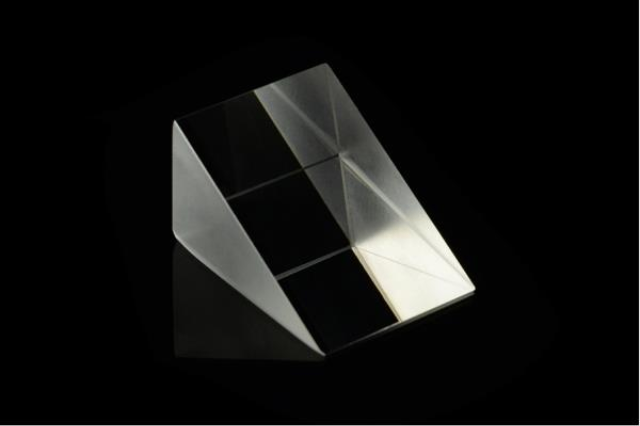 云南那种直角棱镜加装,直角棱镜