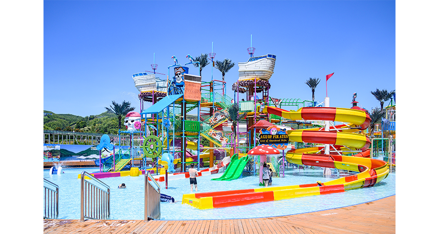 江蘇親子水寨水屋設計安裝 服務為先 廣州騰龍水上樂園設備供應;