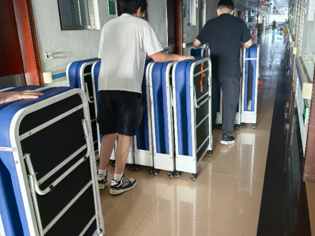 深圳低耗共享陪護椅怎么收費 深圳騰悅科技供應