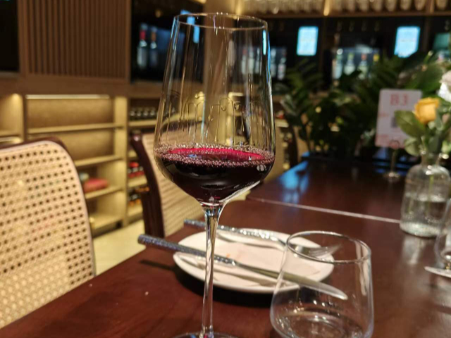 福建現(xiàn)代化紅酒分杯機(jī)廠家報價 上海立珀生物科技供應(yīng)