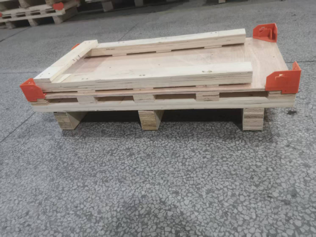 重慶緩沖木制托盤價格 和諧共贏 上海笠恒包裝印刷技術(shù)供應