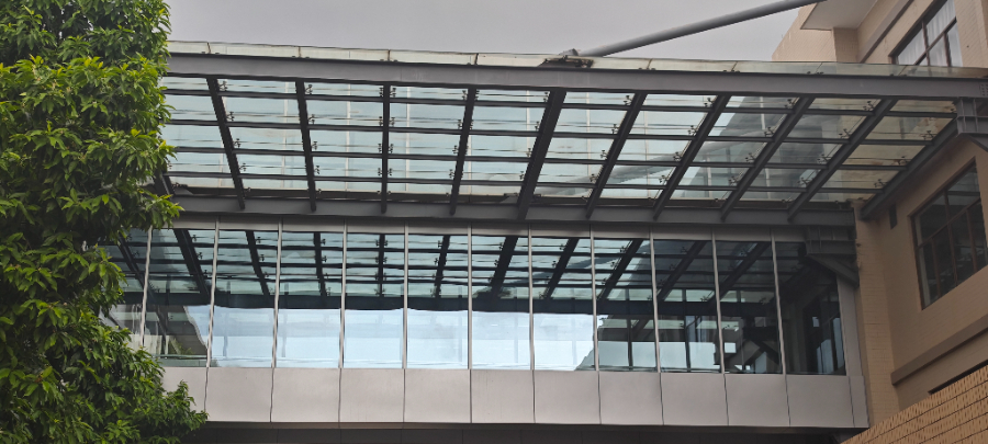 佛山廠房鋼結(jié)構(gòu)雨棚安裝 深圳市鑫中鵬鋼結(jié)構(gòu)供應(yīng)