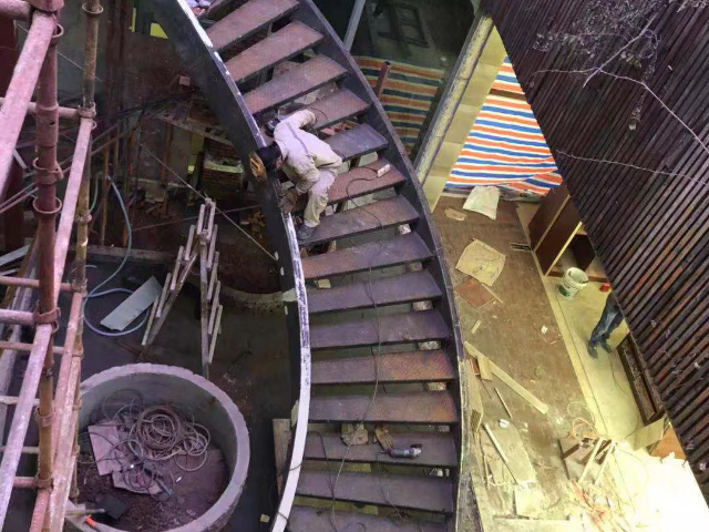 潮州公園鋼結(jié)構(gòu)樓梯安裝 深圳市鑫中鵬鋼結(jié)構(gòu)供應(yīng)