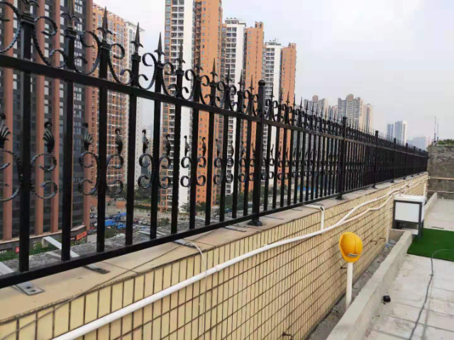 深圳鐵藝護欄,鐵藝護欄