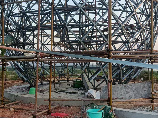 惠州展覽館鋼結(jié)構(gòu)網(wǎng)架搭建 深圳市鑫中鵬鋼結(jié)構(gòu)供應(yīng)