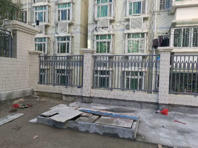 廣東酒店鐵藝護(hù)欄哪家好 值得信賴 深圳市鑫中鵬鋼結(jié)構(gòu)供應(yīng)