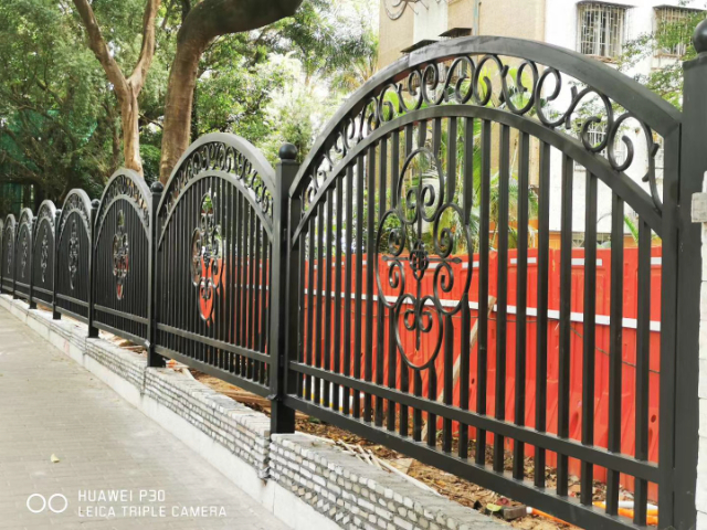 中山工業園鐵藝護欄安裝,鐵藝護欄