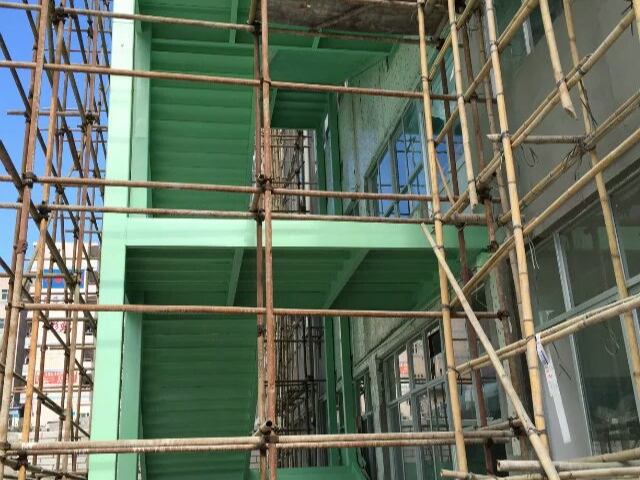 陽(yáng)江別墅鋼結(jié)構(gòu)樓梯設(shè)計(jì) 深圳市鑫中鵬鋼結(jié)構(gòu)供應(yīng)