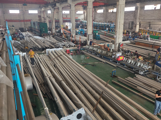 重慶廣場電動旗桿定制廠家,電動旗桿