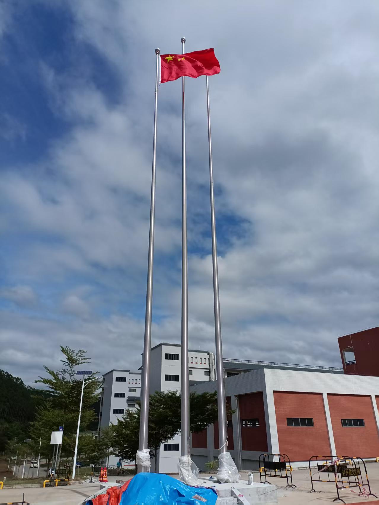 钢亿源旗杆案例