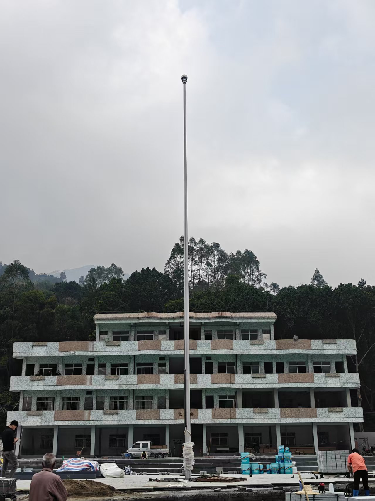 钢亿源旗杆案例