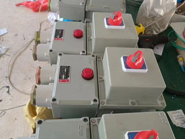 明路配電箱哪里買 鑄造輝煌 浙江明路防爆電氣科技供應(yīng)