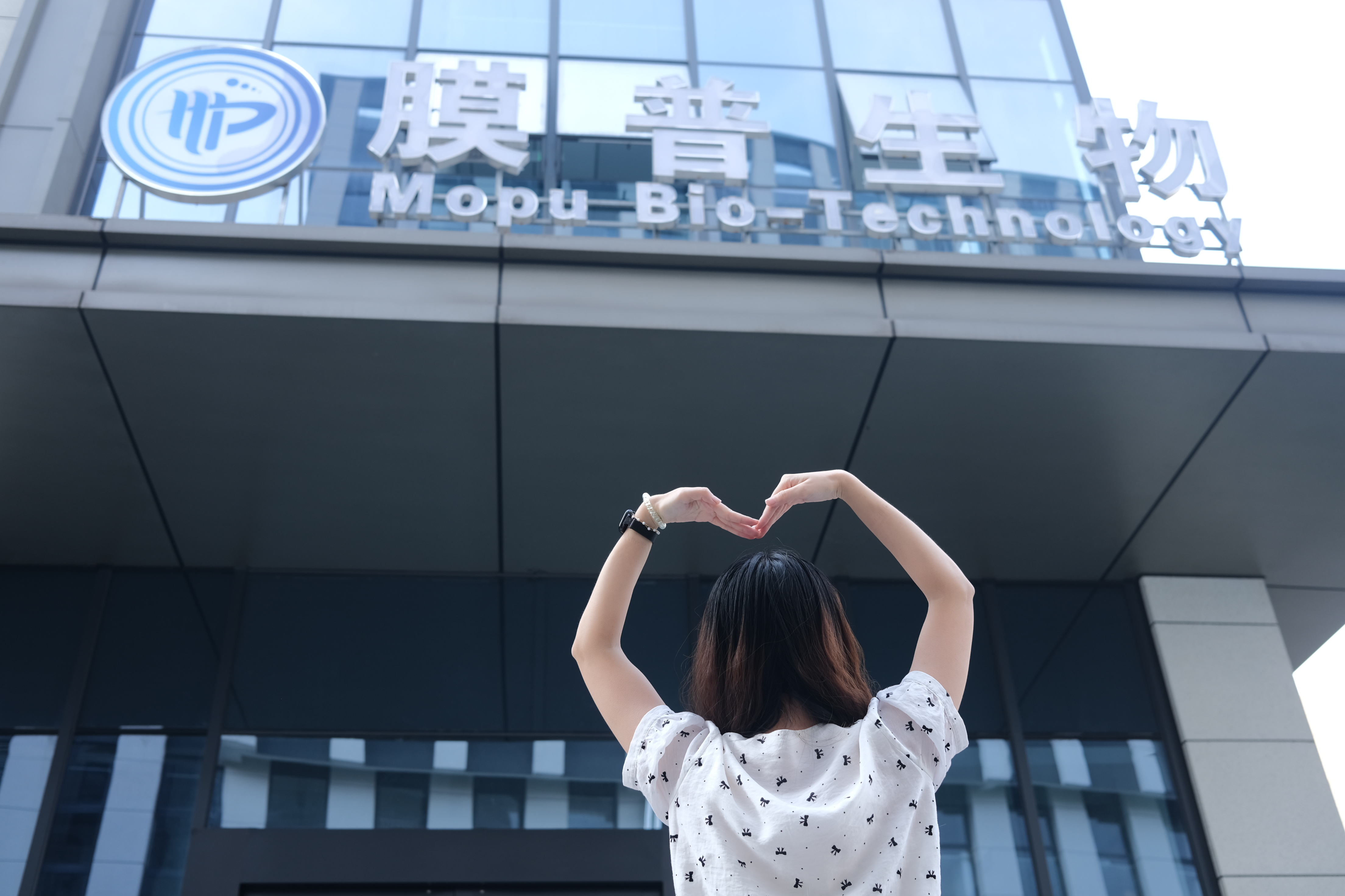 愛，在膜普：七夕里的技術(shù)溫度與守護初心