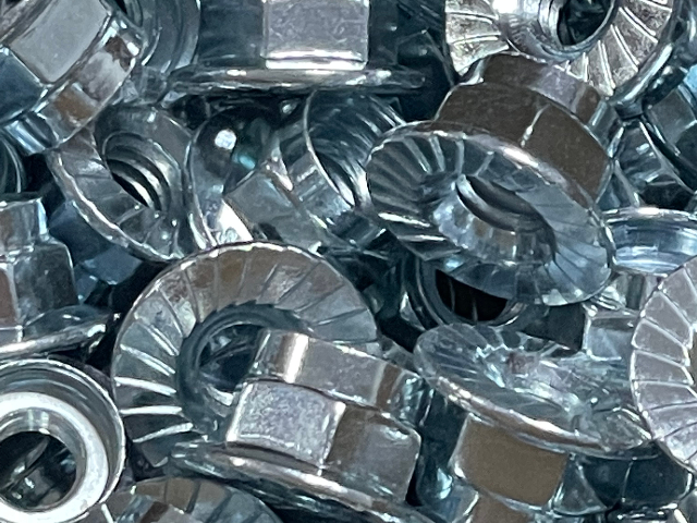 嘉定區(qū)M24防松螺母安裝力矩 創(chuàng)新服務(wù) 上海底特精密緊固件股份供應(yīng);