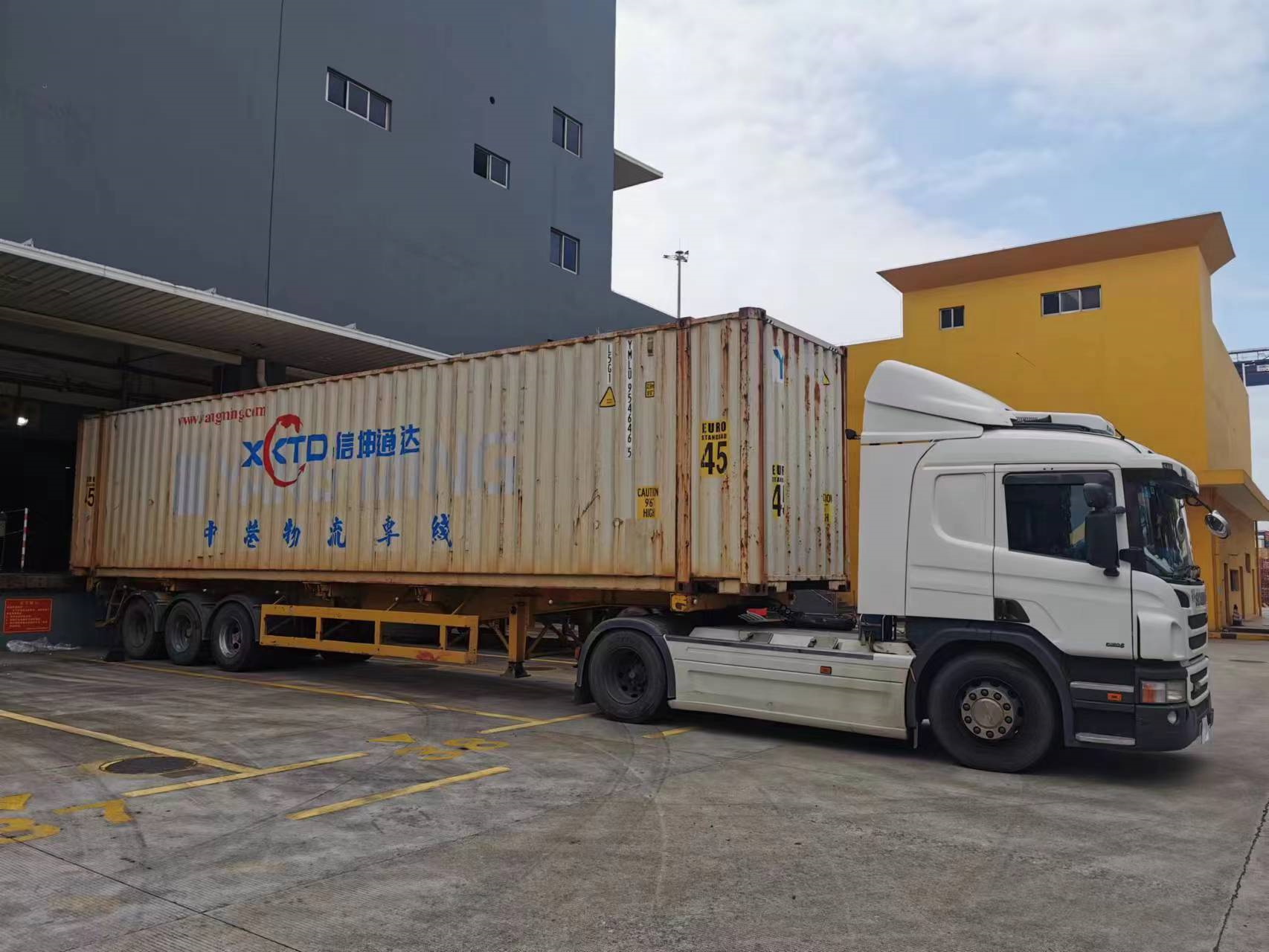 出口香港物流，敏感貨物和普貨運(yùn)輸有什么區(qū)別？