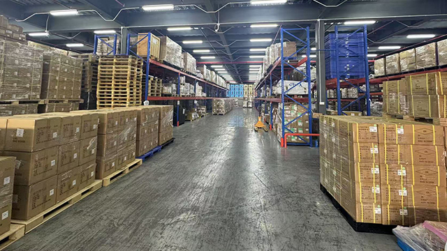 自有香港仓储代收,香港仓储