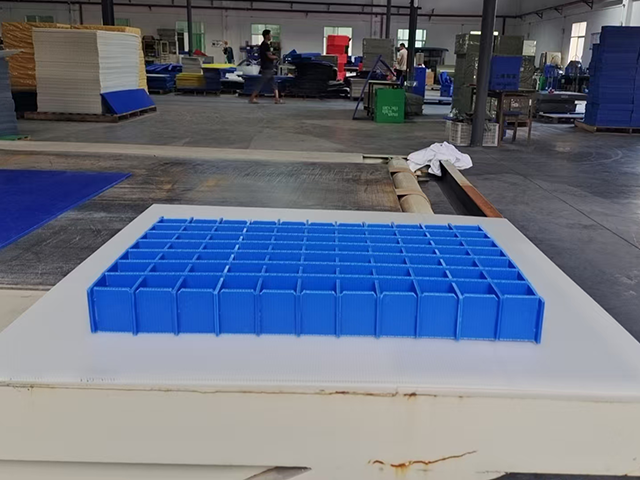 广东可拼接中空板刀卡周转箱,中空板刀卡