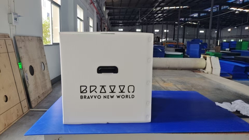 展示架中空板周转箱硬度