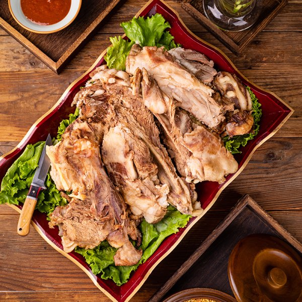 焱留香-草原手扒羊肉